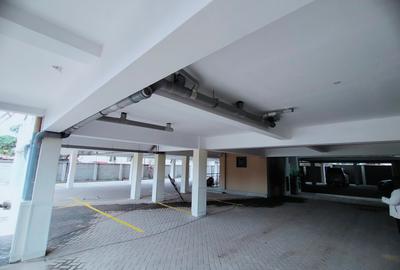 Serviced 1 Bed Apartment with En Suite in Naivasha Road - 4