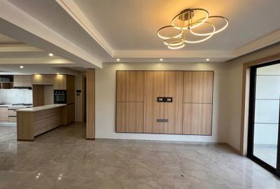 2 Bed Apartment with En Suite at Riverside Drive