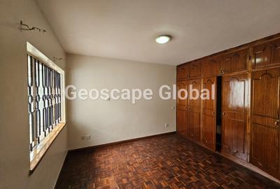 4 Bed Townhouse with En Suite in Spring Valley