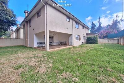 5 Bed Townhouse with En Suite in Lavington