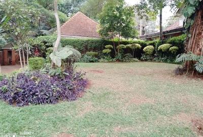 4 Bed House with En Suite in Muthaiga