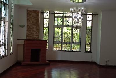 5 Bed Townhouse with En Suite at Off Isaac Gathanju Rd - 3