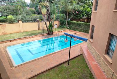 4 Bed Apartment with En Suite at Brookside Drive