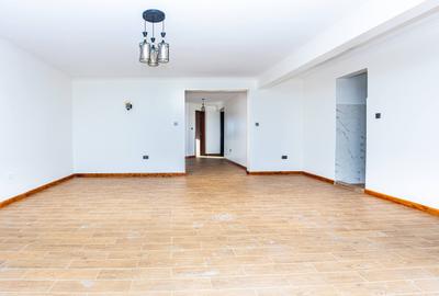 3 Bed Apartment with En Suite in Lower Kabete