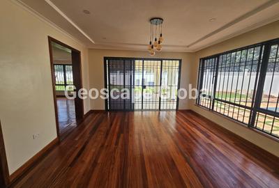 5 Bed House with En Suite in Loresho