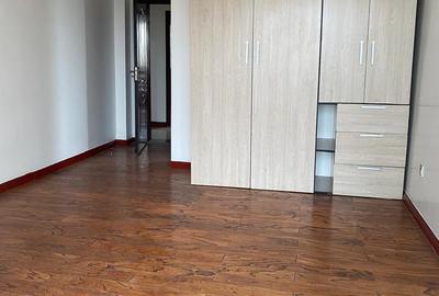 3 Bed Apartment with En Suite in Kilimani