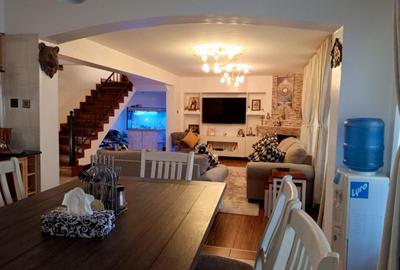5 Bed Villa with En Suite in Lavington