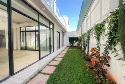 4 Bed Townhouse with Staff Quarters in Lavington - 2