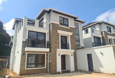 5 Bed House with En Suite in Spring Valley