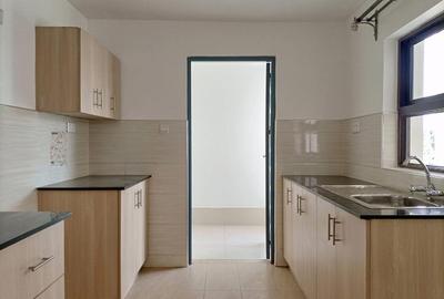 Serviced 2 Bed Apartment with En Suite in Ruaka