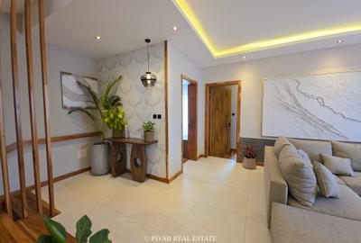 4 Bed Townhouse with Swimming Pool in Loresho - 4