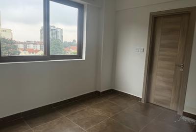 3 Bed Apartment with En Suite in Rhapta Road