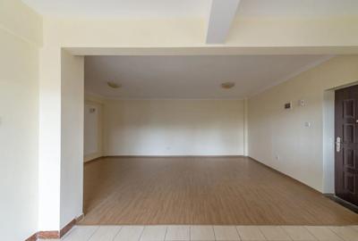 3 Bed Apartment with En Suite in Kilimani