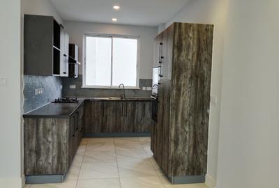 2 Bed Apartment with En Suite in Westlands Area - 2