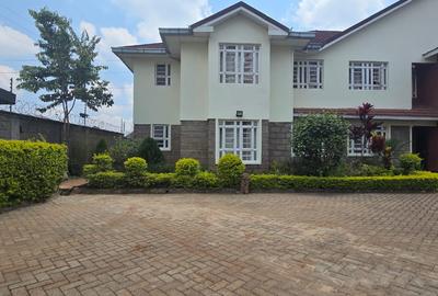 2 Bed House with En Suite at Glory Drive