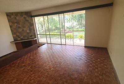 4 Bed Townhouse with En Suite in Spring Valley - 4