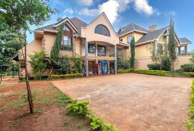 5 Bed Townhouse with En Suite at Waiyaki Way
