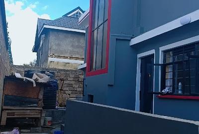 4 Bed House with En Suite at Kamakis - 3