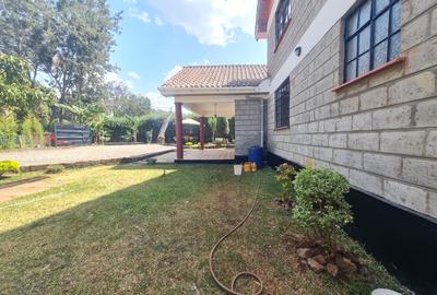 4 Bed House with En Suite at Bomas