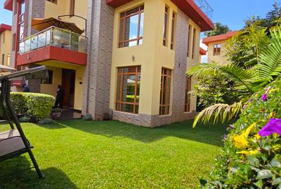 5 Bed Townhouse with En Suite at Lavington