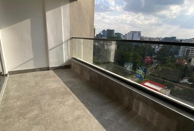 2 Bed Apartment with En Suite at Near Westgate Mall - 2