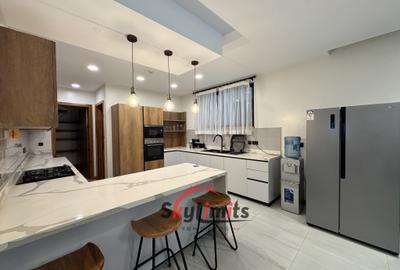 4 Bed Apartment with En Suite at Peponi Rd - 3