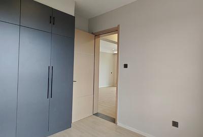 2 Bed Apartment with En Suite in Lavington - 2