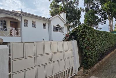 4 Bed Townhouse with En Suite at Lavington Road - 2