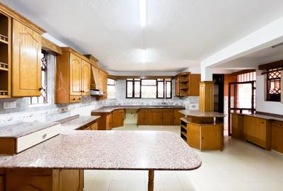 5 Bed Villa with En Suite at Runda Grove - 2