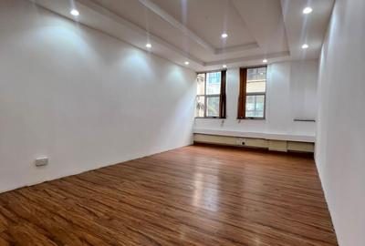 4,000 ft² Commercial Property with Service Charge Included in Westlands Area - 4