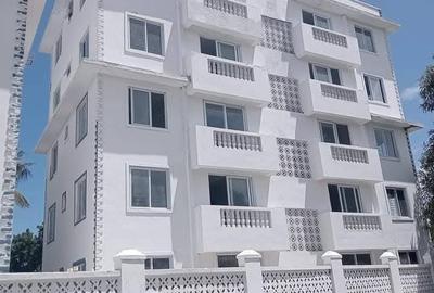 2 Bed Apartment with En Suite at Mtwapa