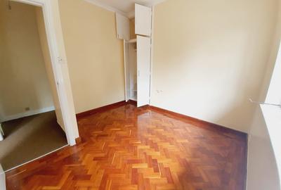 3 Bed House with En Suite at Lavington Green - 4