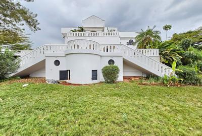 4 Bed House with En Suite in Nyari - 4