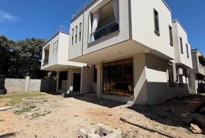4 Bed Villa with En Suite at Mtwapa Kanamai