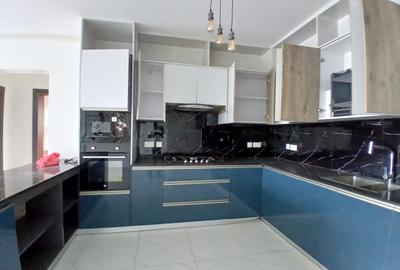 2 Bed Apartment with En Suite at Mbaazi Avenue - 4