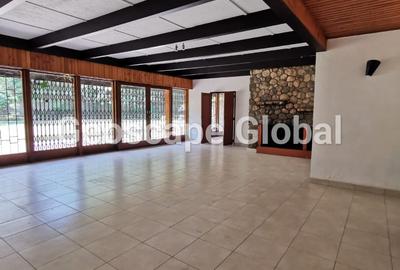 5 Bed House with En Suite in Muthaiga