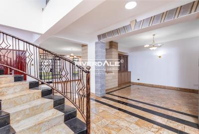 5 Bed Villa with En Suite in Lavington