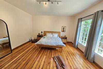 3 Bed House with En Suite in Ridgeways