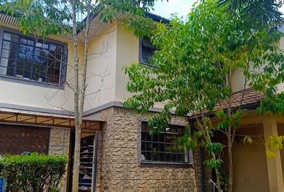 4 Bed House with En Suite in Kiambu Road