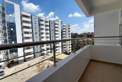 3 Bed Apartment with En Suite at Hatheru Road - 2