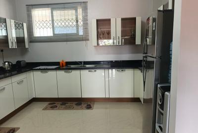Serviced 2 Bed Apartment with En Suite in Kileleshwa