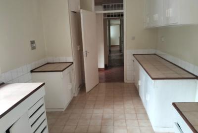 4 Bed House with En Suite in Loresho - 3