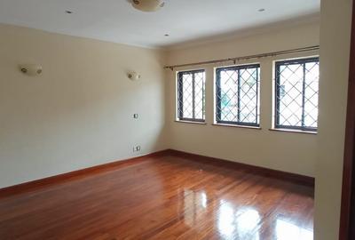 4 Bed Townhouse with En Suite at Lavington Green - 4