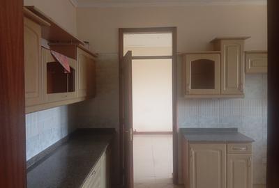 3 Bed Apartment with En Suite at Near Mp Shah Hospital - 2