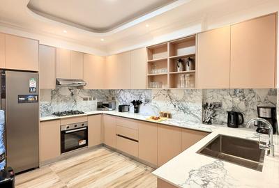 2 Bed Apartment with En Suite in Brookside