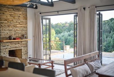 Furnished 2 Bed Apartment with Swimming Pool in Kitisuru