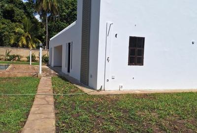 3 Bed Villa at Diani Beach Road