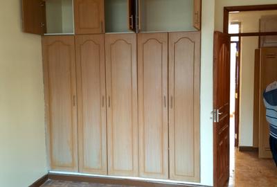 Serviced 2 Bed Apartment with En Suite at Dagoretti Road