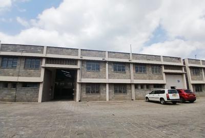 11,000 ft² Warehouse with Parking in Mombasa Road