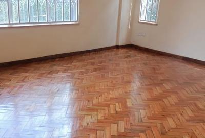 4 Bed Townhouse with En Suite in Spring Valley